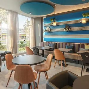 - The Niu, Brass Olympiapark By Ihg Hotel München