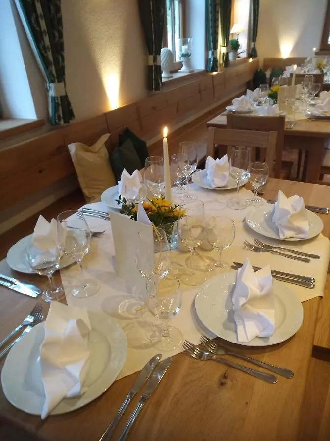 Hotel Gasthof Neuwirt Holzkirchen